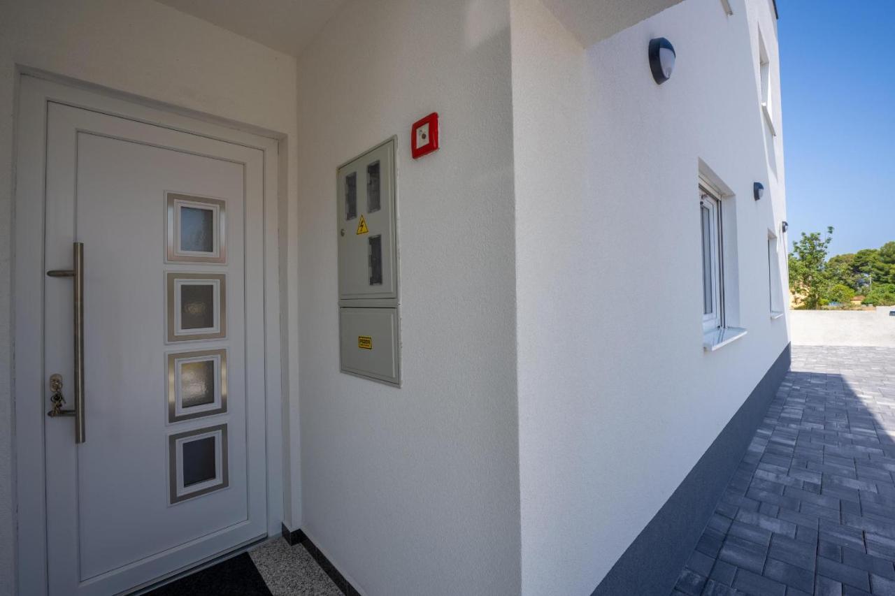 Domus Alba Apartments Pula Exterior foto